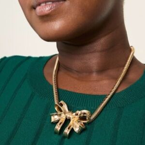 New nickel free faux plus size necklace. Goldtone in color 
made nicely.